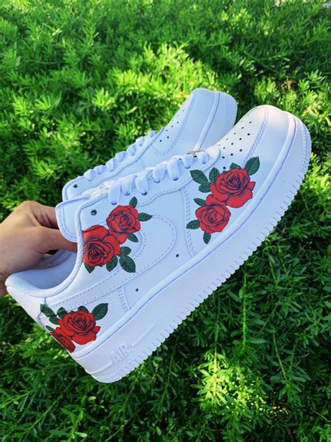 nike rose sneakers